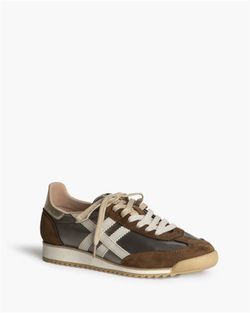 Zapatillas Retro Camel marca Corina REF M6515