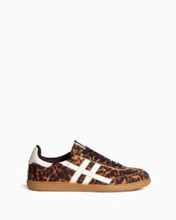 Zapatillas Retro Leopardo marca Corina REF M4505