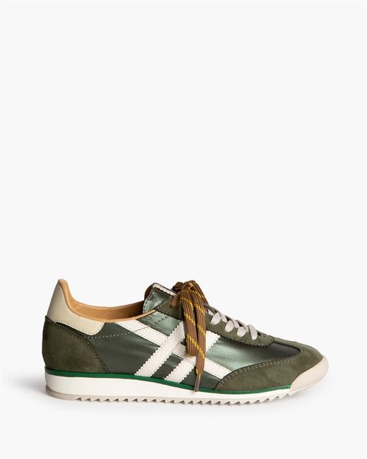 Zapatillas Retro Verde marca Corina REF M6515