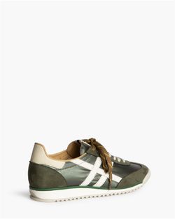 Zapatillas Retro Verde marca Corina REF M6515