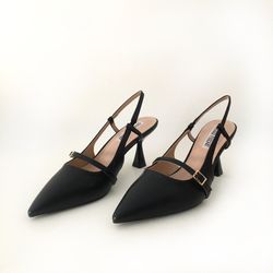 Zapato Destalonado Con Tacón Negro