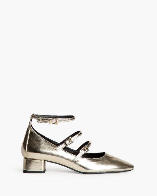 Zapato Mary Jeane Con Tacón Cuadrado Dorado marca Corina M4665