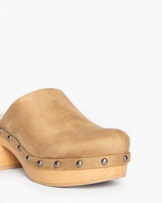 Sabot Alison Closed Camel de la marque Corina REF. M4415
