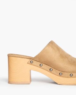Sabot Alison Closed Camel de la marque Corina REF. M4415