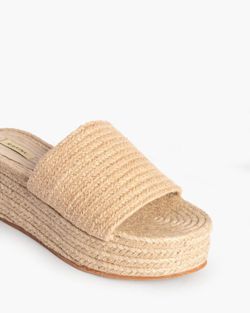 Sabot Undercut Avec Plateforme Naturelle marque Corina REF M4386
