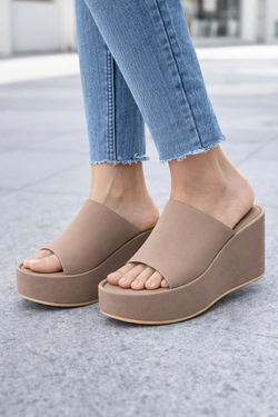Clog Open Khaki Platform